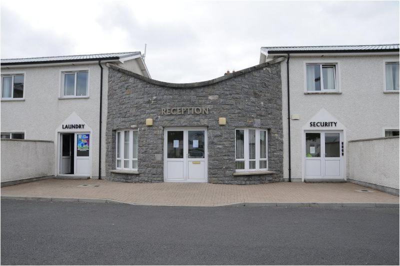 Dunaras Holiday Village Galway Ngoại thất bức ảnh